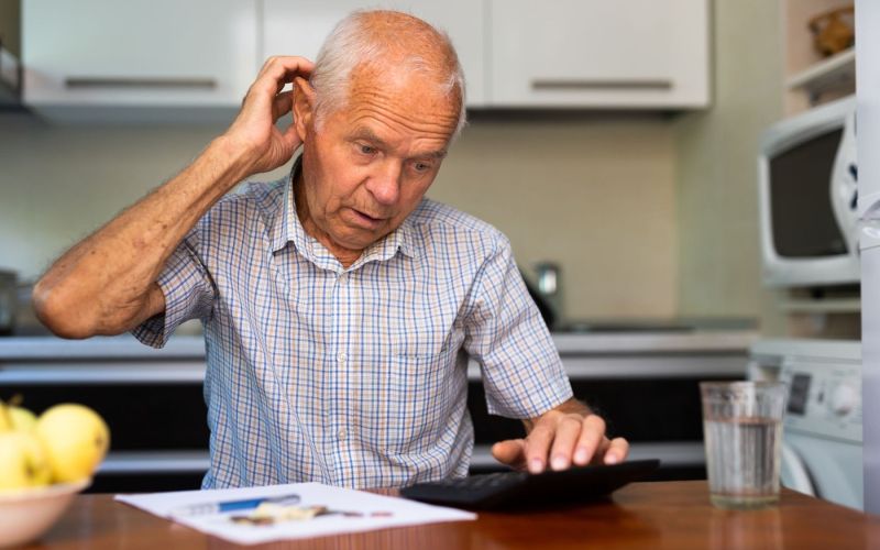 upokojenec, denar.jpg