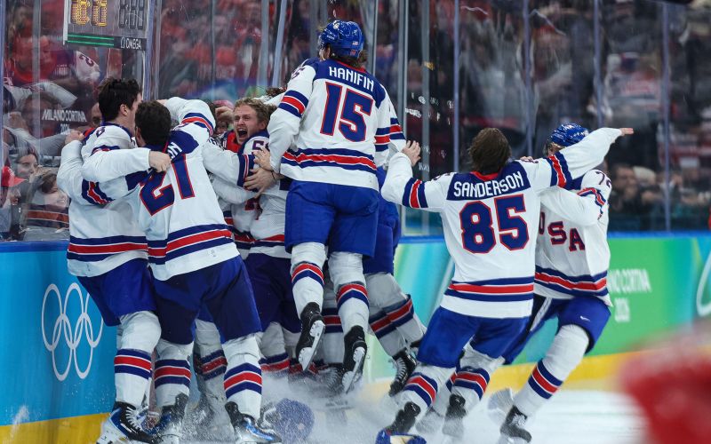 ameriska hokejska reprezentanca milano 26 pm.jpg