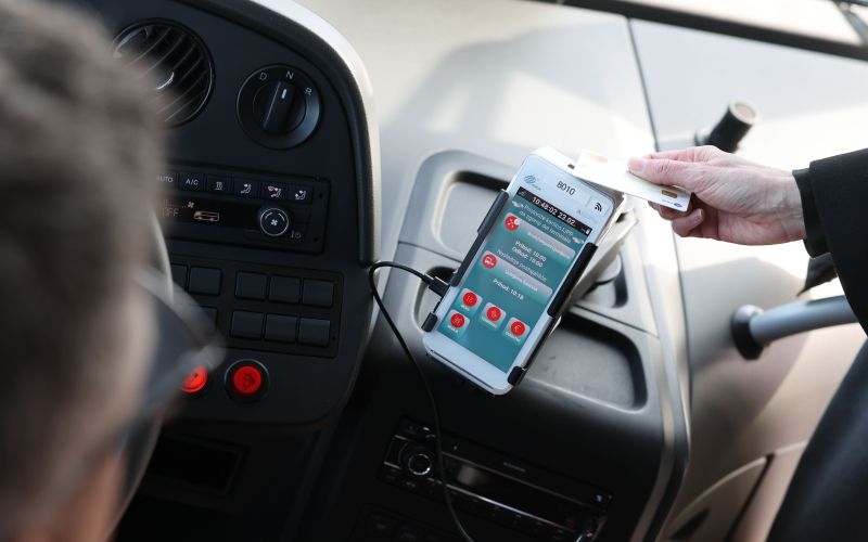 avtobus, plačevanje