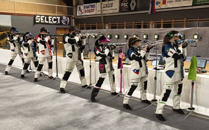 4.turnir_1.A DL_puška_finalisti.jpg