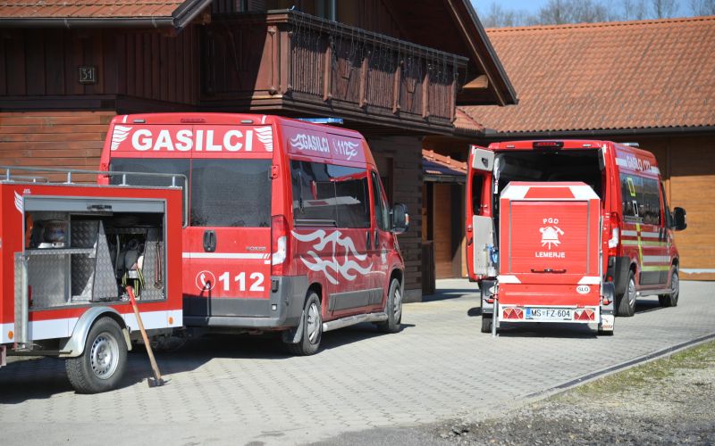 požar-lemerje, gasilci
