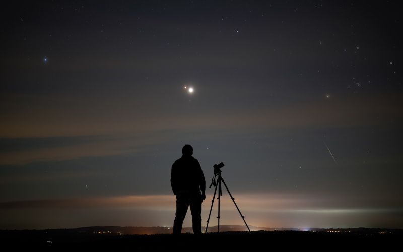 astronomija planeti nebo.jpg