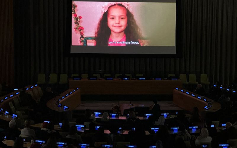 The Voice of Hind Rajab pripoveduje zgodbo šestletne palestinske deklice Hind Rajab, ki je izgubila