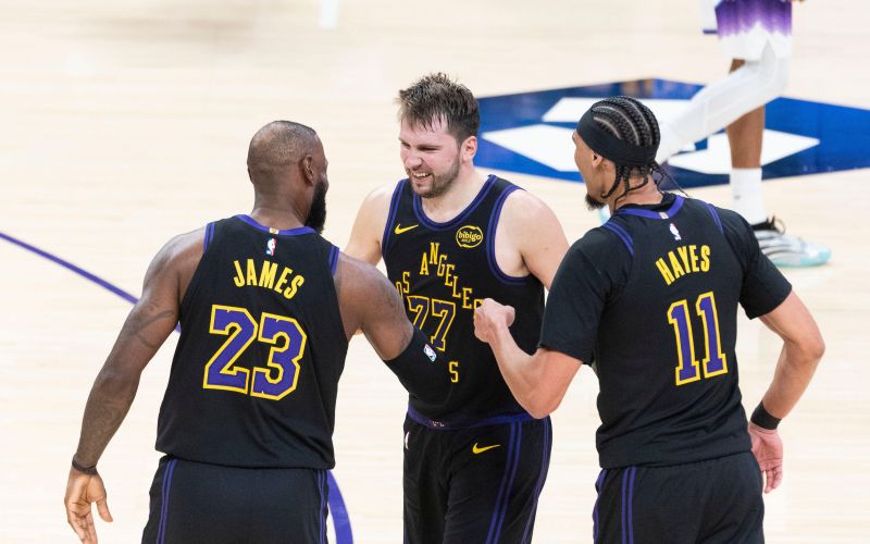 los angeles lakers.jpg