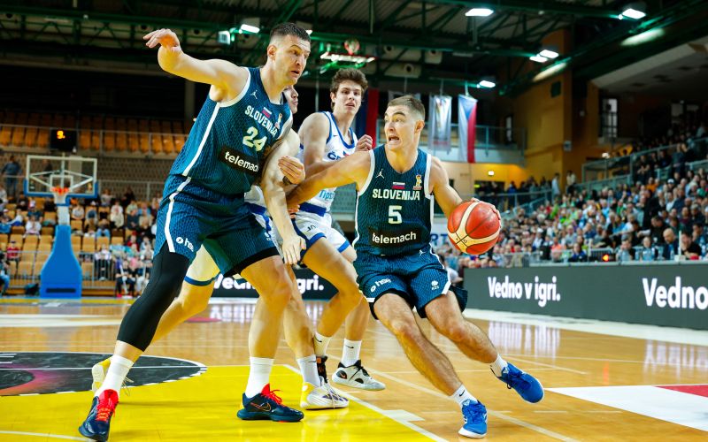 slovenija samar omic