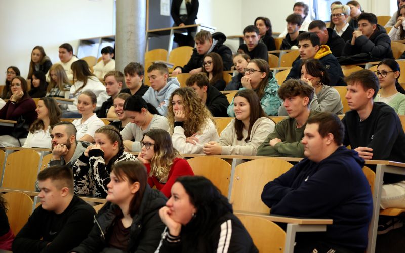 mojstri-prihodnosti, piramida-maribor, pecjak