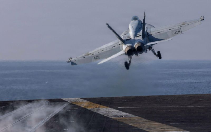 letalonosilka, ameriški lovec