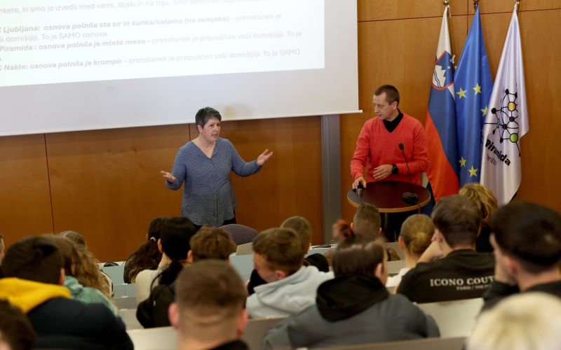 mojstri-prihodnosti, piramida-maribor, pecjak