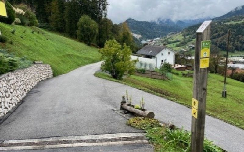 Table Ne smetimo.jpg