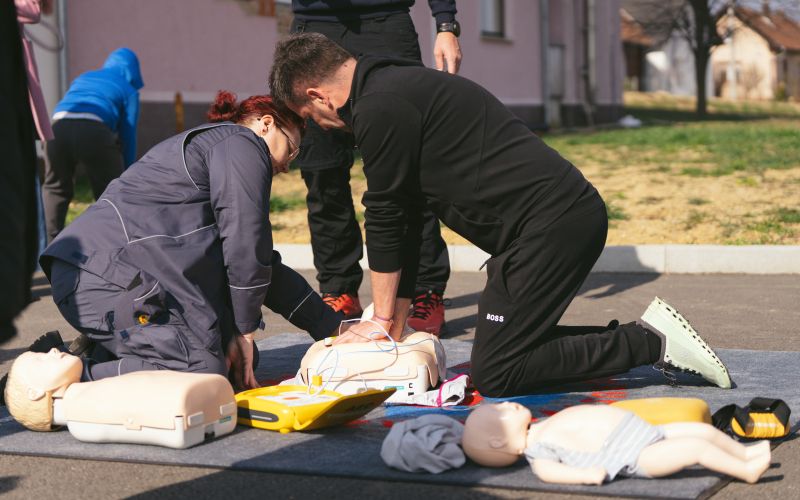 pgd-gornji-petrovci, pgd-spodnje-krapje, defibrilator, drustvo-prvih-posredovalcev