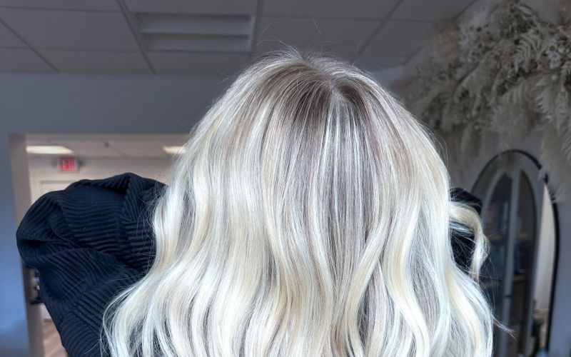 Svetlo blond, ženske frizre