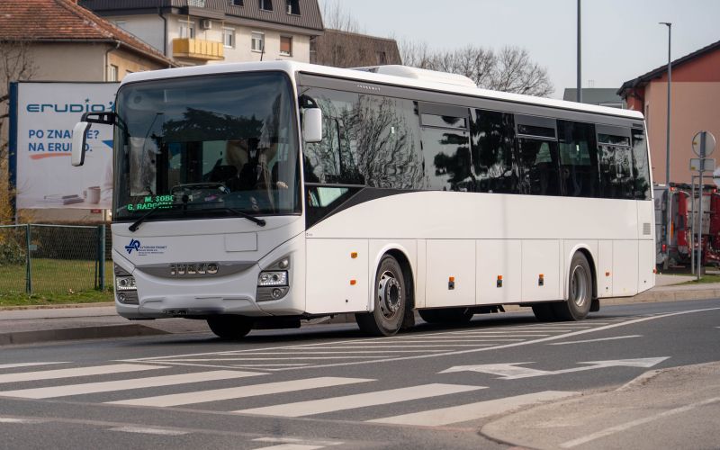 avtobus, avtobusna-postaja, simbolična