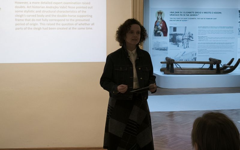 na-saneh-od-baroka-do-danes, posavski-muzej-brezice