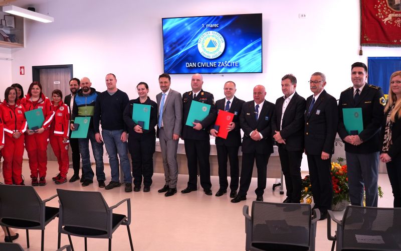 PREJEMNIKI PRIZNANJ IN NAGRAD CZ .JPG