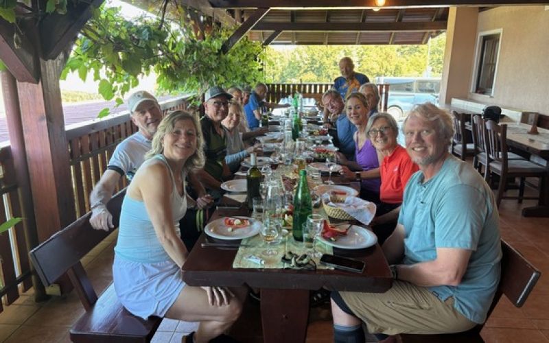 hb_gosti na kmetiji.jpg