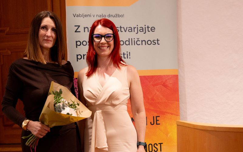 Metka Resnik in Maja Fink.jpg