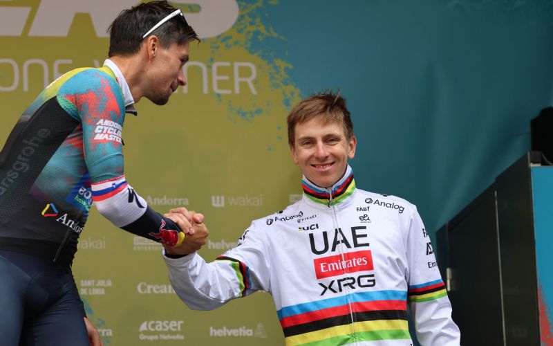 primoz roglic tadej pogacar.jpg