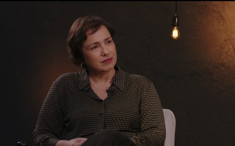 Iz oči v oči z zločinom: Sara Volčič brez olepševanja o svetu kriminala