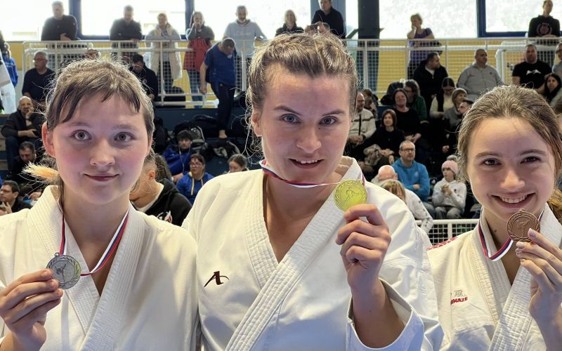 mirnopeski-karateisti-na-drzavnem-prvenstvu-v-idriji