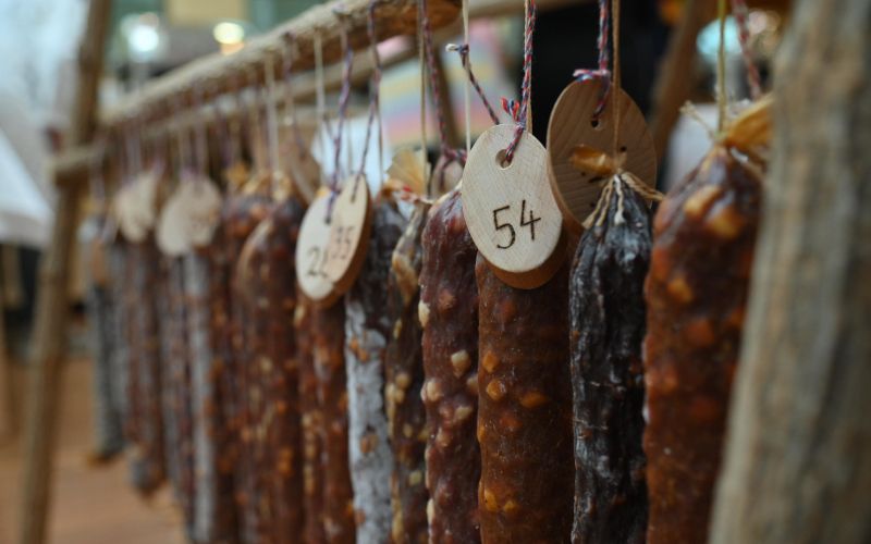 salamiada-2026, radenci-radin, ocenjevanje-suhih-salam