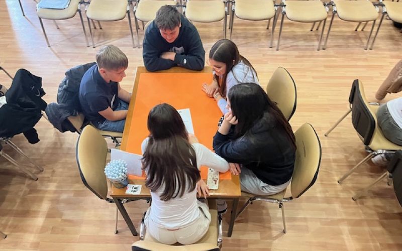 crensovci, otroski-parlament