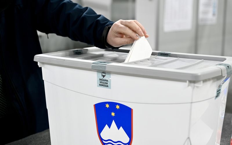 volitve volilna skrinjica.jpg