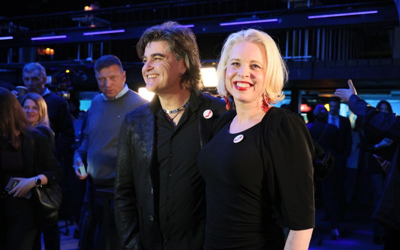 Urška Klakočar Zupančič in Bor Zuljan