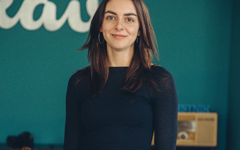 kavč, podkast, tia-dokl