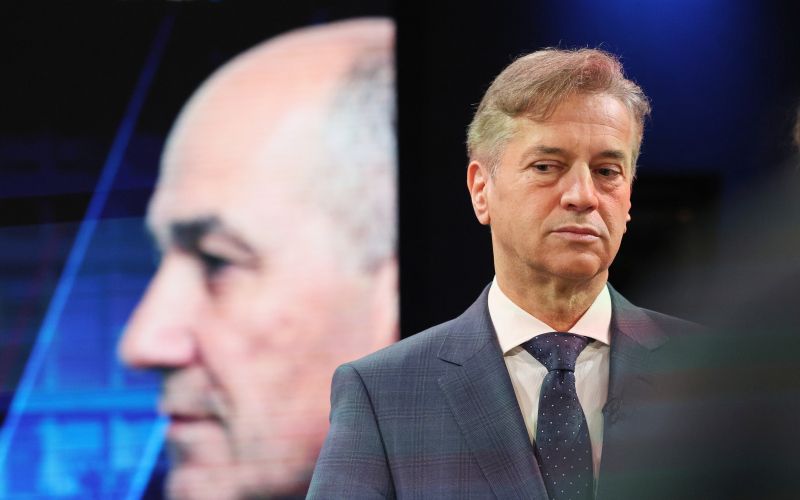 janez janša, robert golob