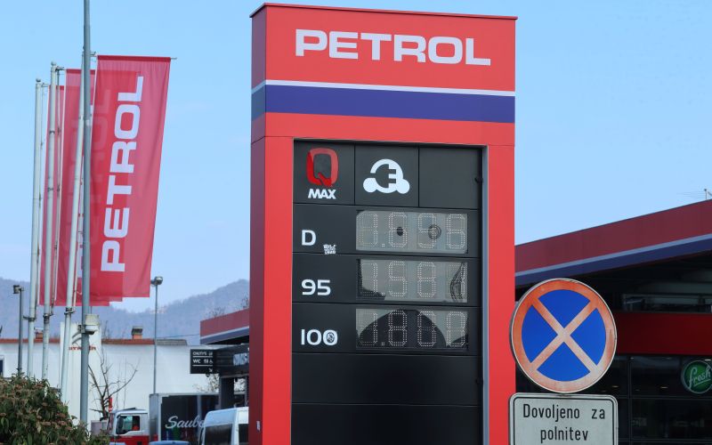 bencinska-crpalka, petrol, cena