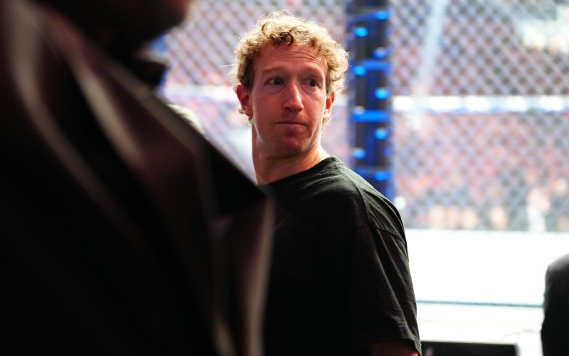 Mark Zuckerberk bo moral plačati zasoljeno odškodnino.