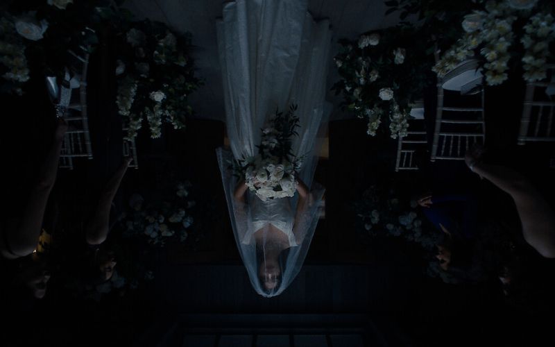 Poroka iz sanj ali začetek nočne more?