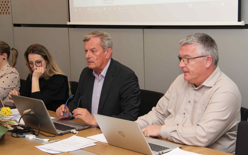 seja-obcinskega-sveta-dolenjske-toplice-2025