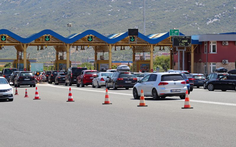 hrvaška, avtocesta, cestnina, cestninska postaja