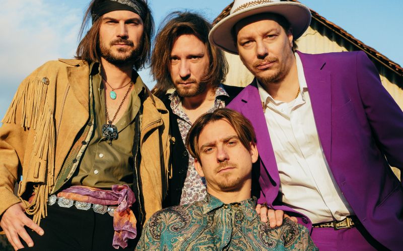 Prismojeni profesorji bluesa, po angleško ali Wacky Blues Professors