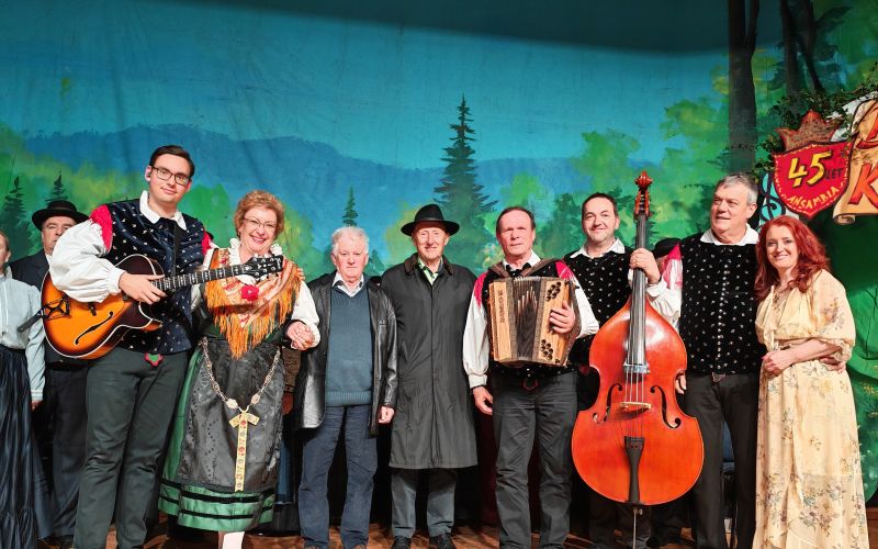 Ansambel Braneta Klavžarja praznoval 45 let
