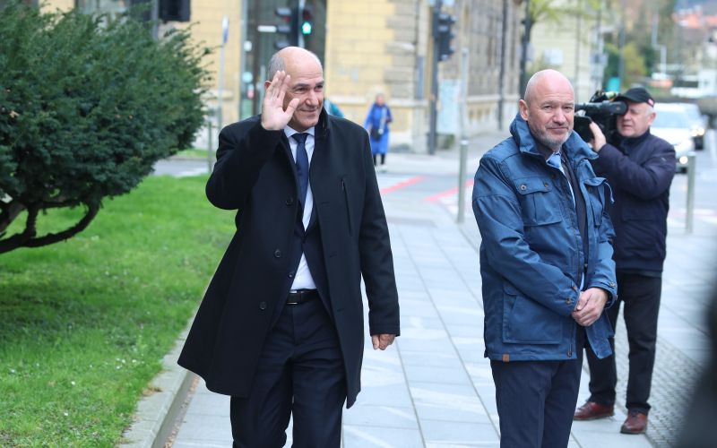 pogovori stranke predsednica.jpg