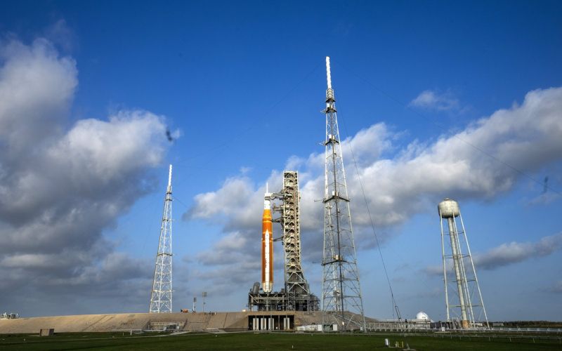 artemis-ii, raketa, luna