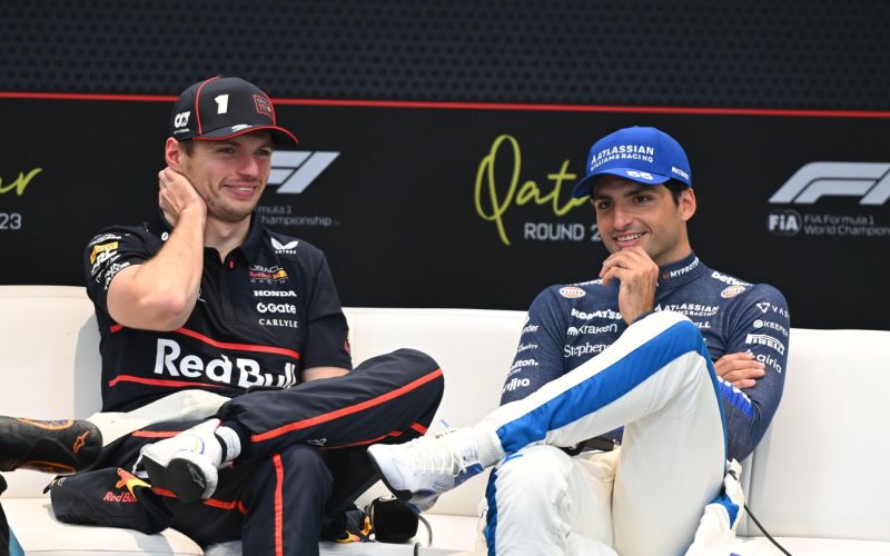 Max verstappen in carlos sainz.jpg