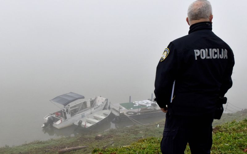 policija hrvaska sava.jpg