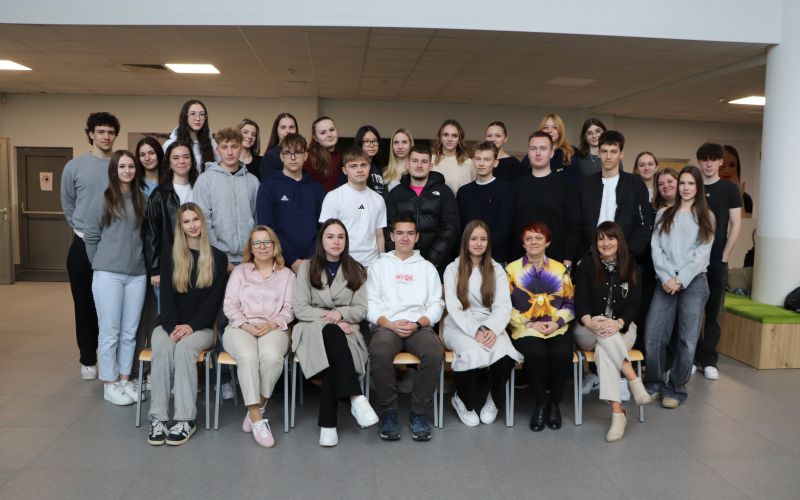 Ekipa novomeških kemikov.JPG