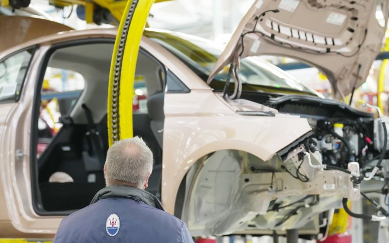 stellantis avto proizvodnja.jpg