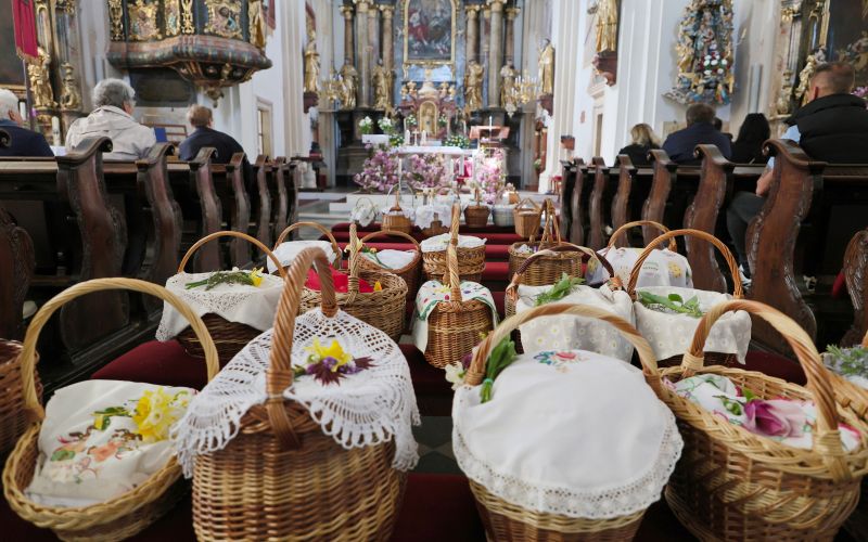 blagoslov jedil cerkev