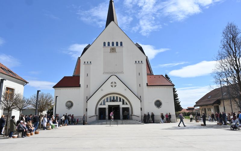 murska-sobota, blagoslov-velikonočnih-jedi
