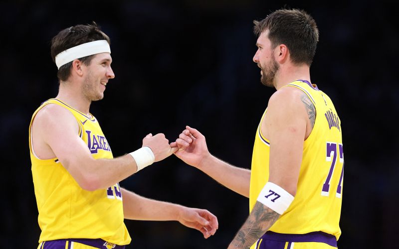 austin reaves luka doncic.jpg