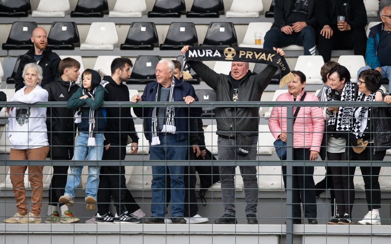 mura, olimpija, tribune, gledalci