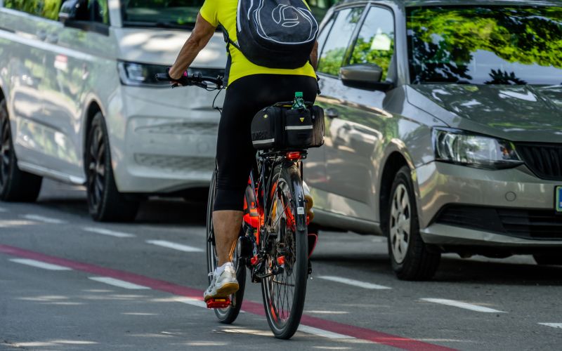 kolesar, kolesarka.jpg