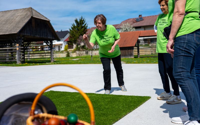 sekanje-pirhov, dezela-kozolcev