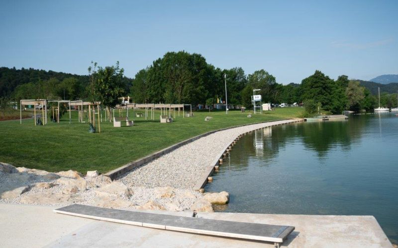 Videtić Aljoša - plaža jezero 025.jpg