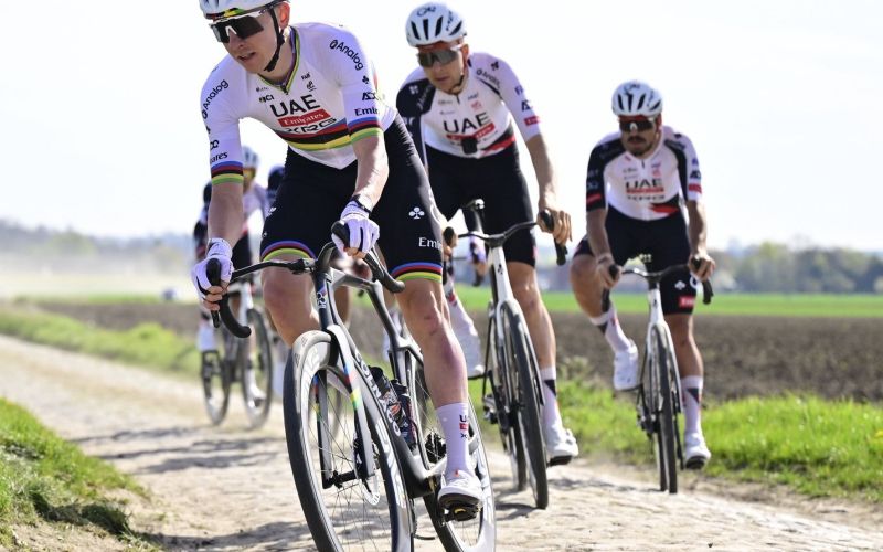 pogačar pariz roubaix.jpg